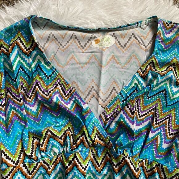 Spunk Wear Dress Zig Zag Pattern Elastic Waist Stretch VNeck Womens Size Small - Picture 3 of 8